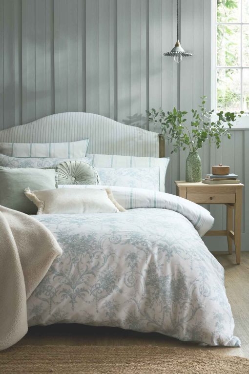 Tuileries Sage Duvet Set Laura Ashley - Image 3