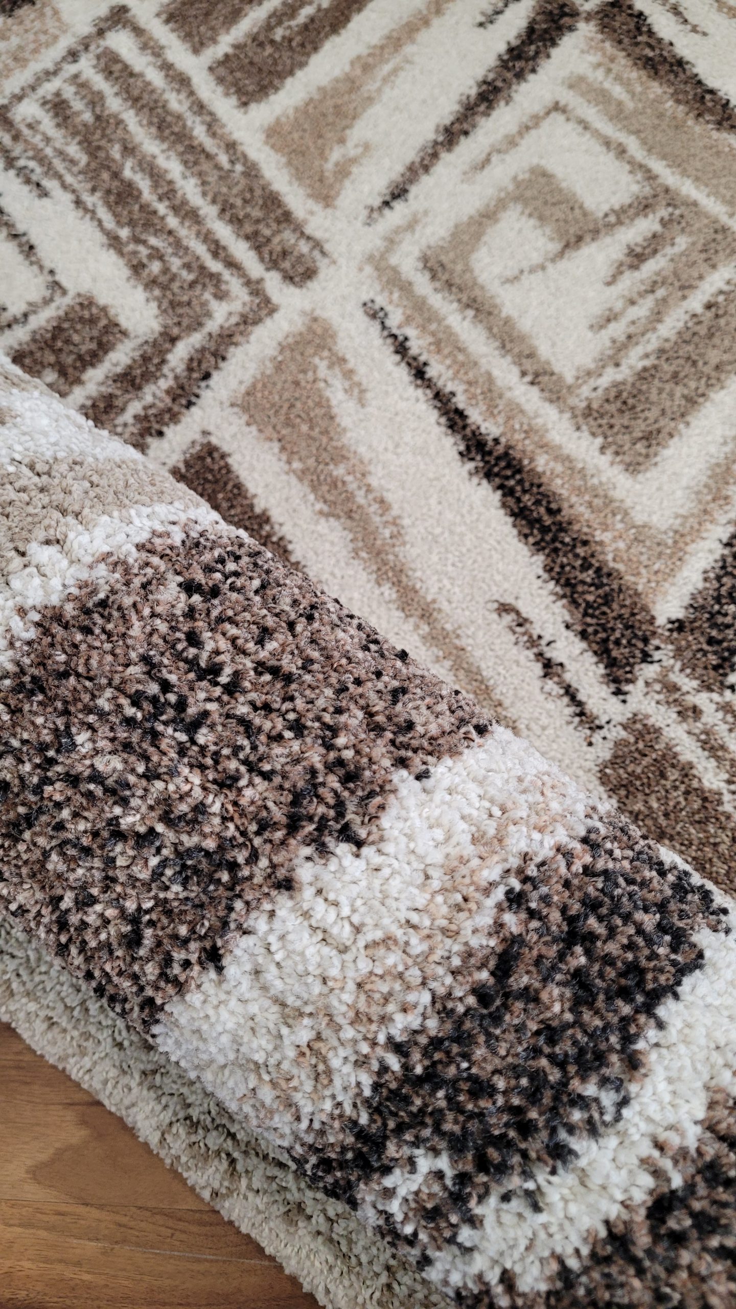 Brown Altea Rug - Image 2